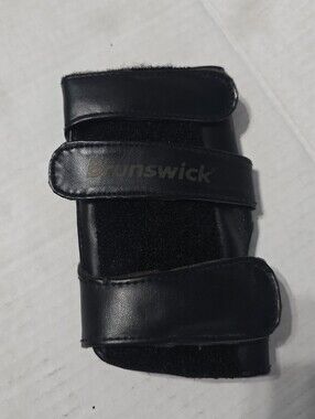Brunswick LOT of 2 Black Bowling Right Hand Gloves Braces Velcro Closure